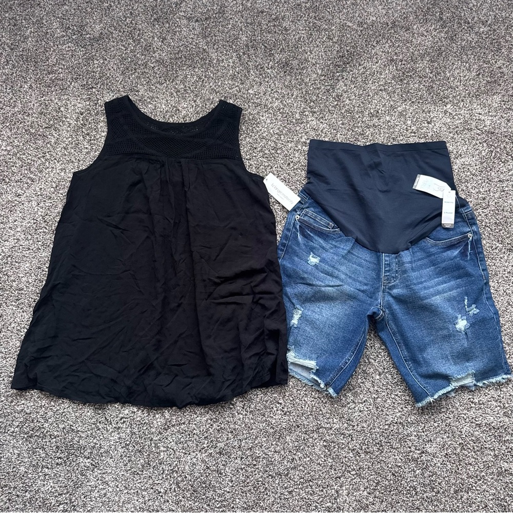 NEW Medium Women’s Maternity Outfit